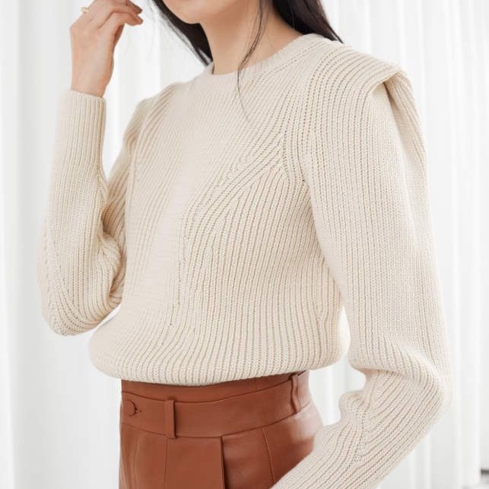 🚫SOLD! Structured cream sweater